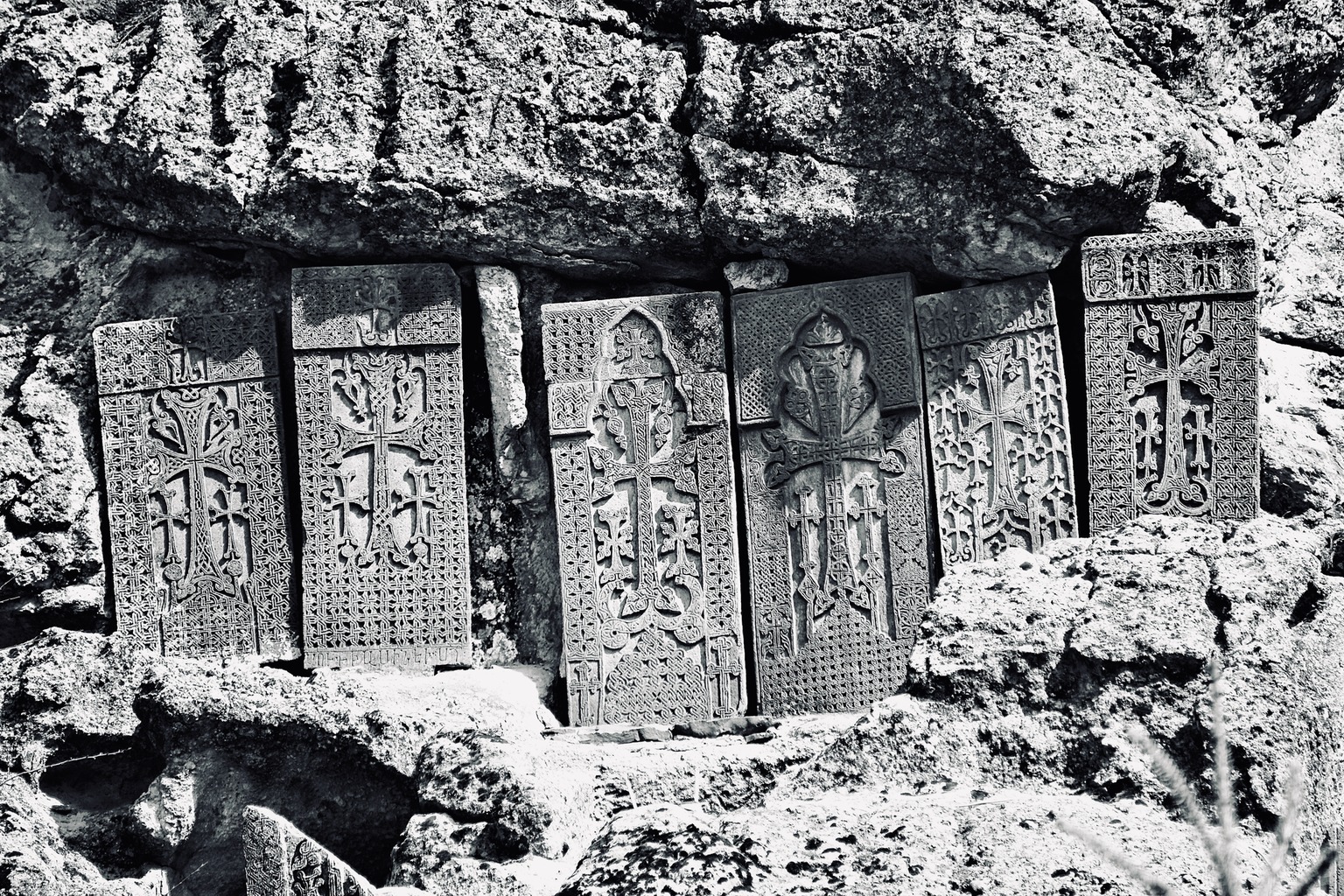 How Ancient Astronomical Observations Influenced Artistic Motifs