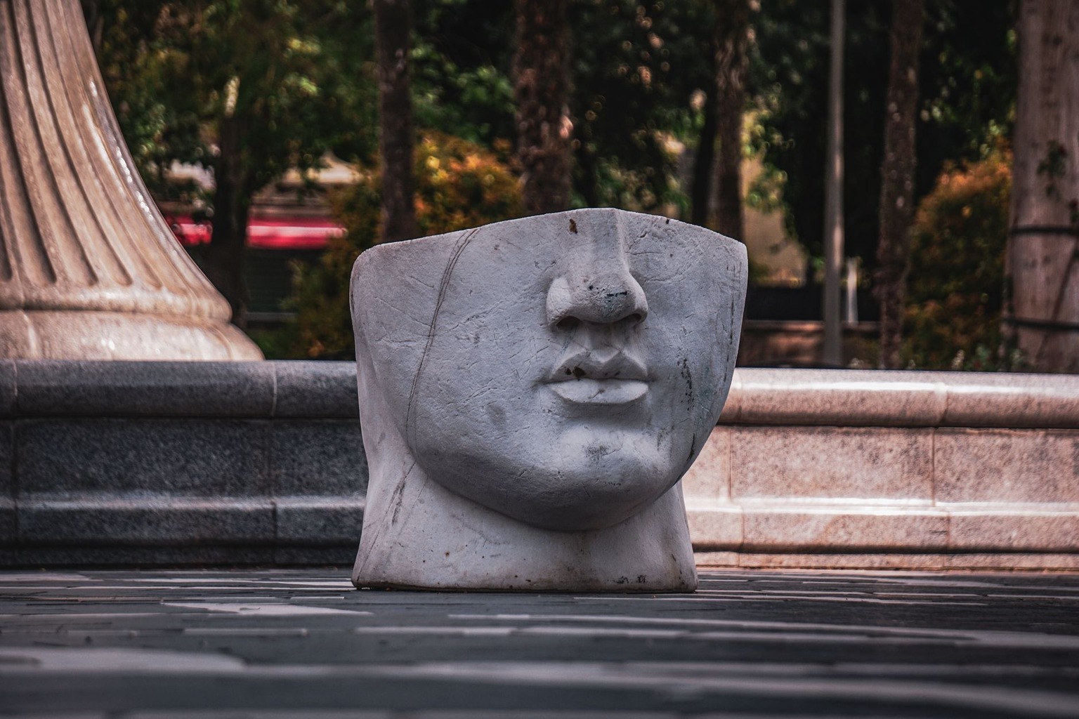 How Neuroscience Explains Why We Find Beauty in Symmetry — Analyzing Facial Symmetry as a Biological Cue