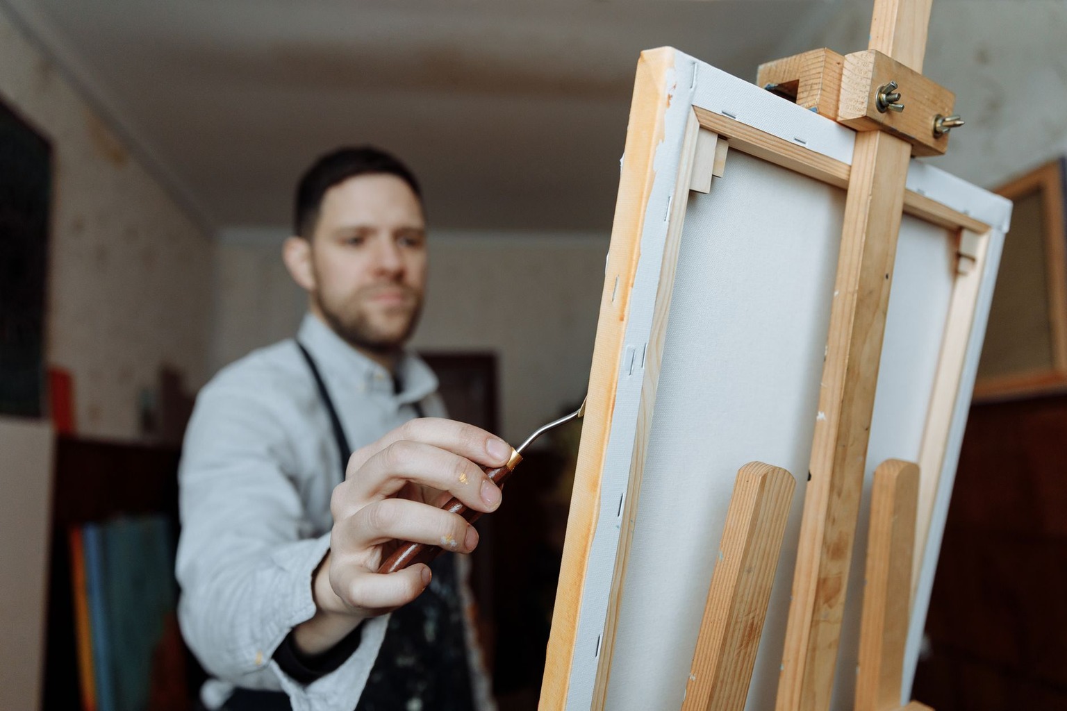 The Psychology of Color Theory in Art and Its Scientific Basis — Monochromatic and Earth Tone Palettes The Psychology of Color Theory in Art and Its Scientific Basis — Monochromatic and Earth Tone Palettes